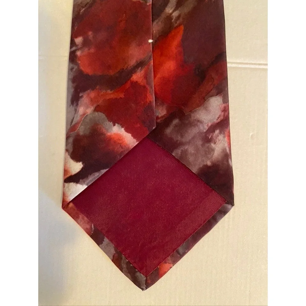 Surrey Mens Necktie Red Burgundy Abstract Floral Microfiber Art Silk Look Tie